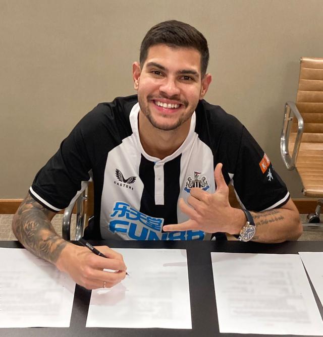 中欧体育官网入口-纽卡官宣吉马良斯，4000万强援仍未完成保级拼图