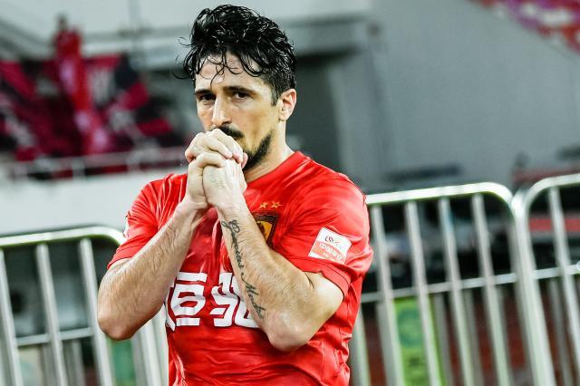 中欧体育app-【中超】阿兰洛国富破门 广州2比0河南紧追泰山