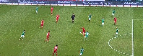 中欧体育-【德甲】莱万三中框+破门 穆勒两助攻 拜仁3比1客胜